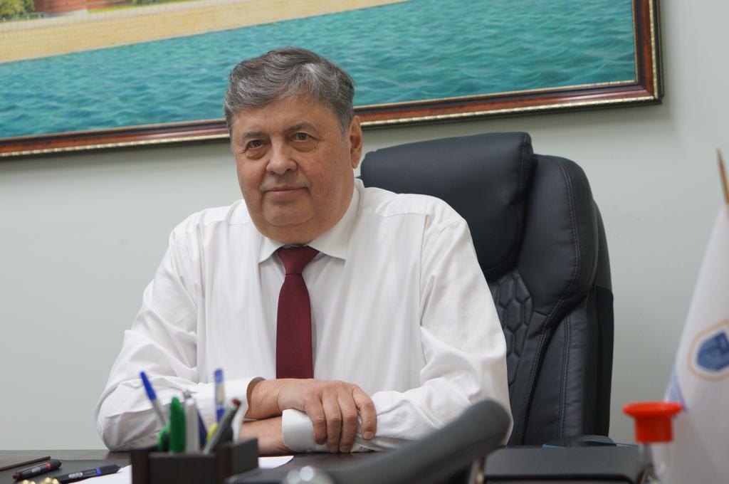 Генеральный директор Ткачев Юрий Сергеевич